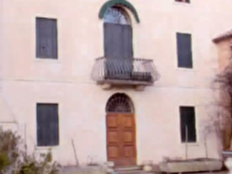 Immagine 3 di Villa in vendita  in Via Roma a Arre