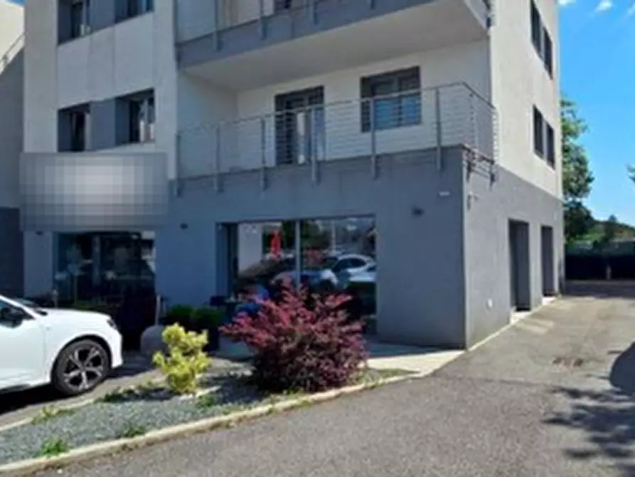Immagine 7 di Negozio in vendita  in Via Fermi a Tavagnacco