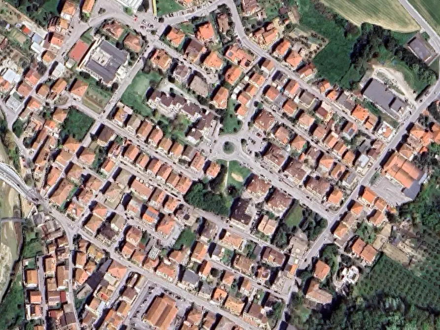 Immagine 15 di Negozio in vendita  in Via Fermi a Tavagnacco