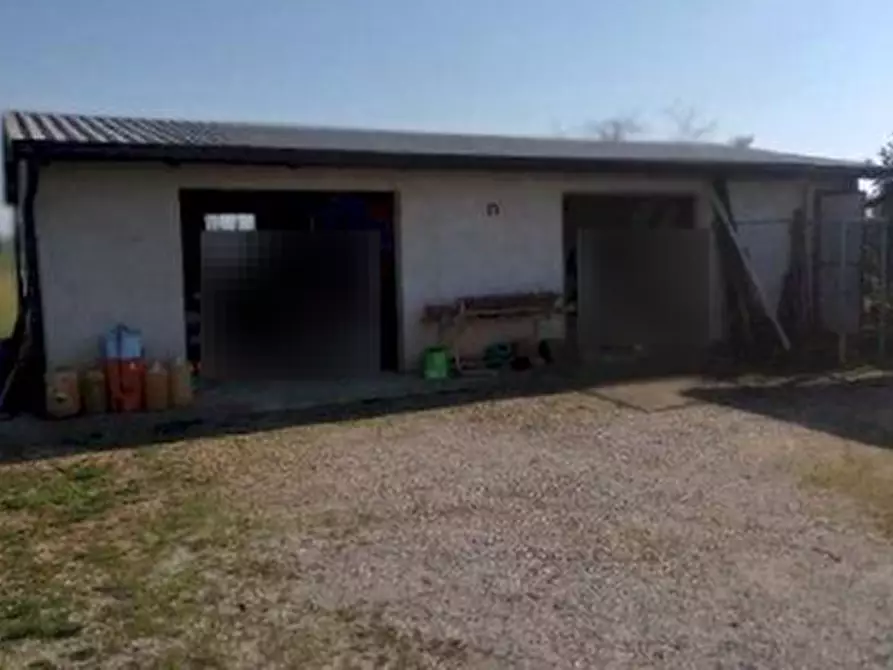 Immagine 15 di Villa in vendita  in Via San Floreano  a Santa Maria La Longa