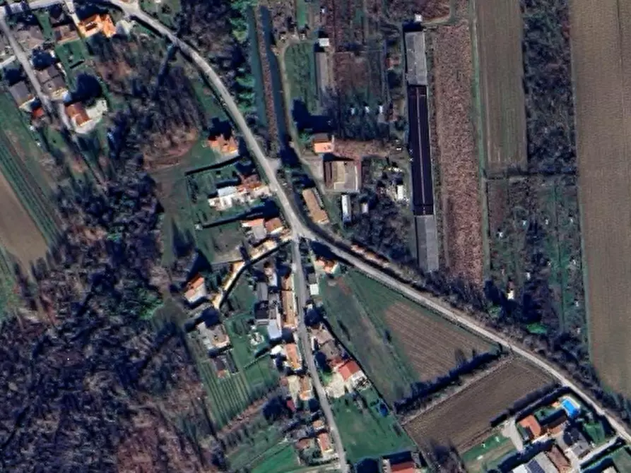 Immagine 18 di Azienda agricola in vendita  in Via Bando  a Porpetto