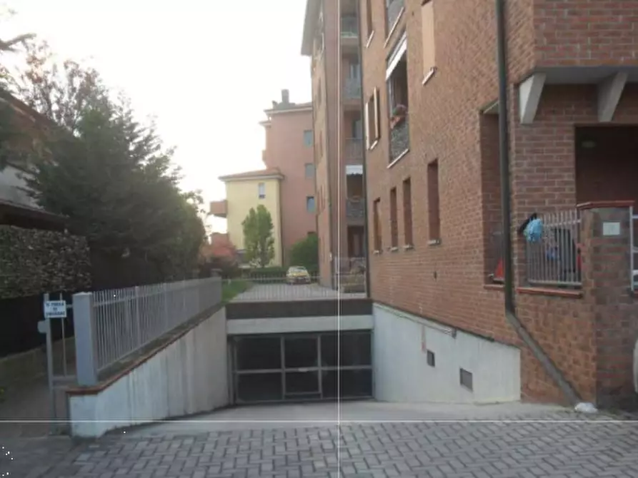 Immagine 4 di Garage in vendita  in Via F. Brunelleschi a Carpi