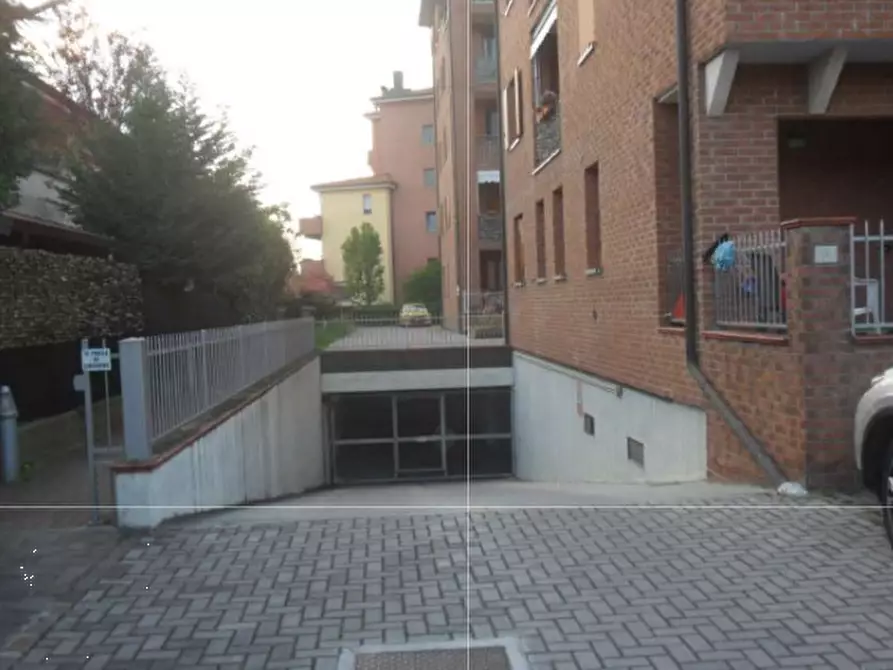 Immagine 1 di Garage in vendita  in Via F. Brunelleschi a Carpi