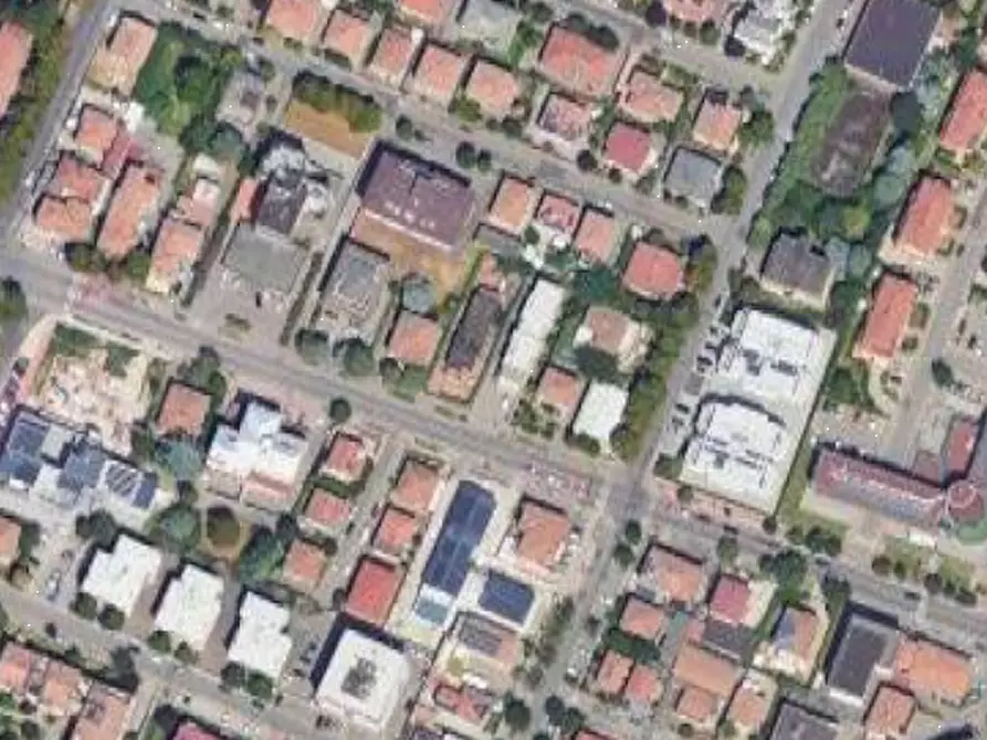 Immagine 9 di Garage in vendita  in Via F. Brunelleschi a Carpi