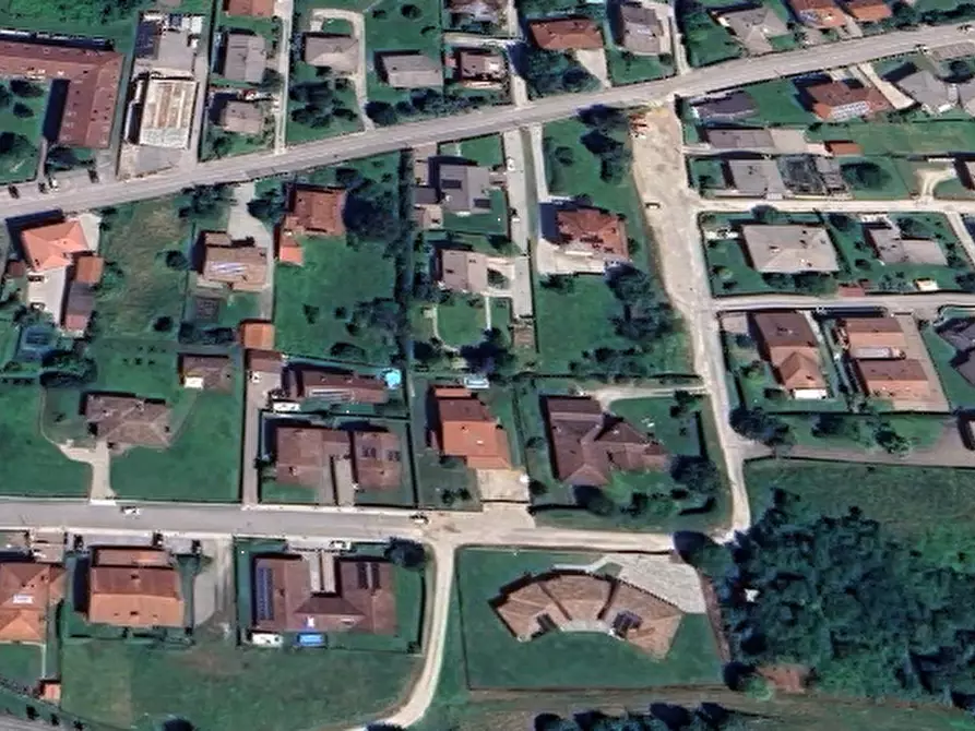 Immagine 10 di Appartamento in vendita  in Viale della Stazione a Tarcento