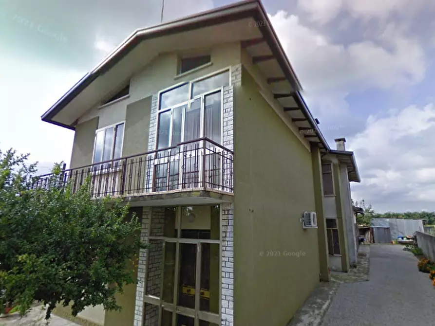 Immagine 1 di Casa indipendente in vendita  in Via Zecchina a Quinto Di Treviso