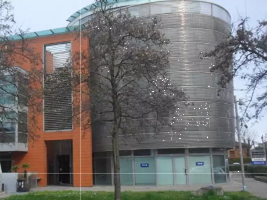 Immagine 2 di Garage in vendita  in Via Giovanni Falcone a Carpi