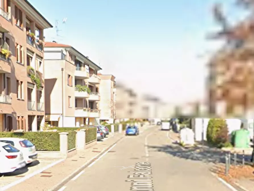 Immagine 9 di Garage in vendita  in Via Giovanni Falcone a Carpi