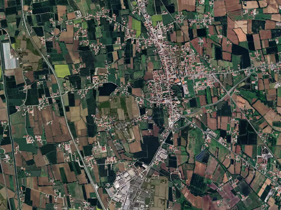 Immagine 4 di Garage in vendita  in Via Roma a Resana