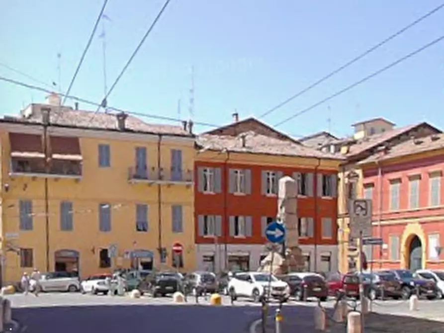 Immagine 9 di Garage in vendita  in Viale III Febbraio a Carpi