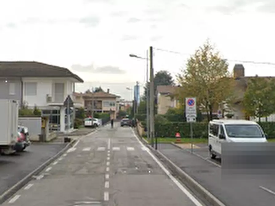 Immagine 5 di Magazzino in vendita  in Via Giorgione a Riese Pio x