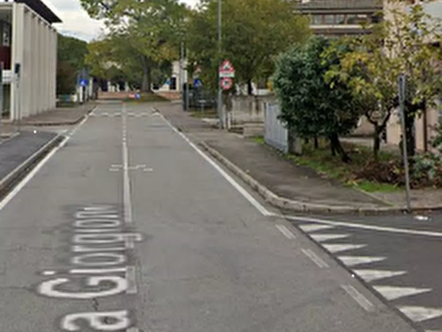 Immagine 6 di Magazzino in vendita  in Via Giorgione a Riese Pio x