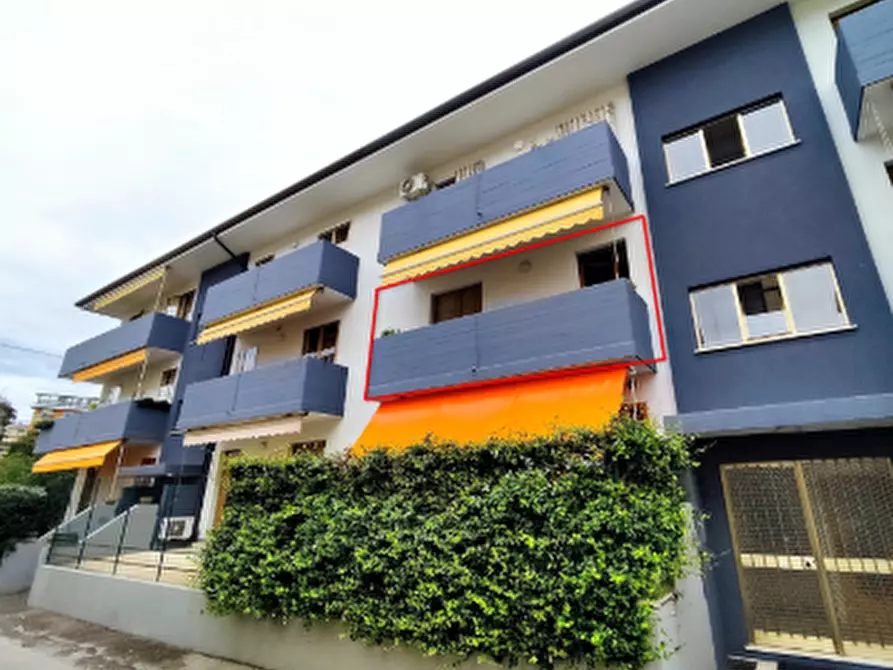 Immagine 1 di Appartamento in vendita  in Via della Cernaia  a Udine