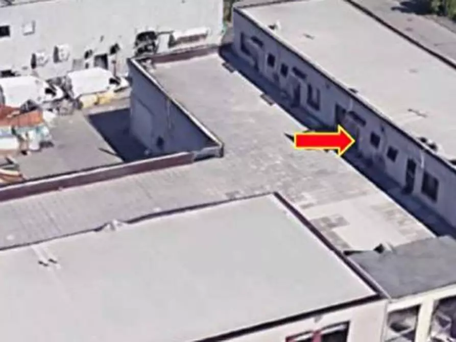 Immagine 5 di Ufficio in vendita  in Via Monti Urali a Reggio Nell'emilia