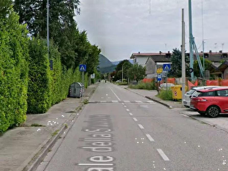 Immagine 9 di Negozio in vendita  in Viale della Stazione a Tarcento