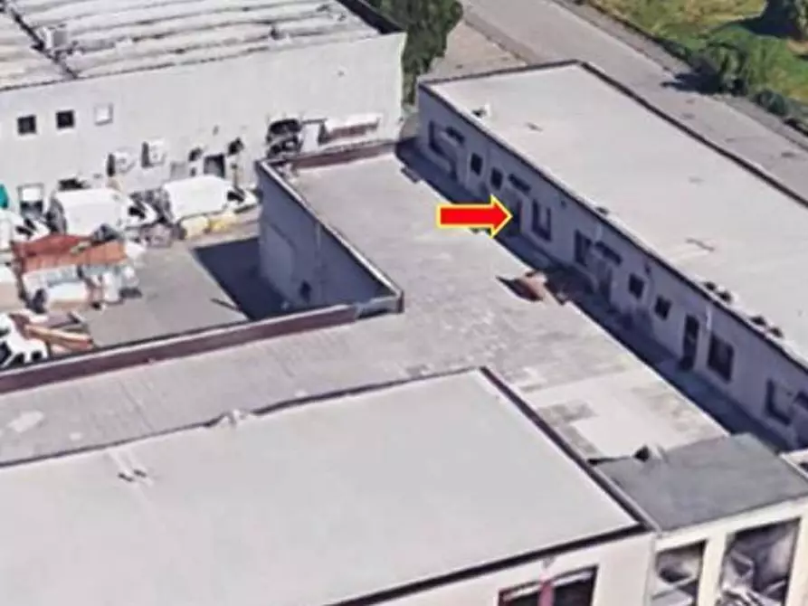 Immagine 2 di Ufficio in vendita  in Via Monti Urali a Reggio Nell'emilia