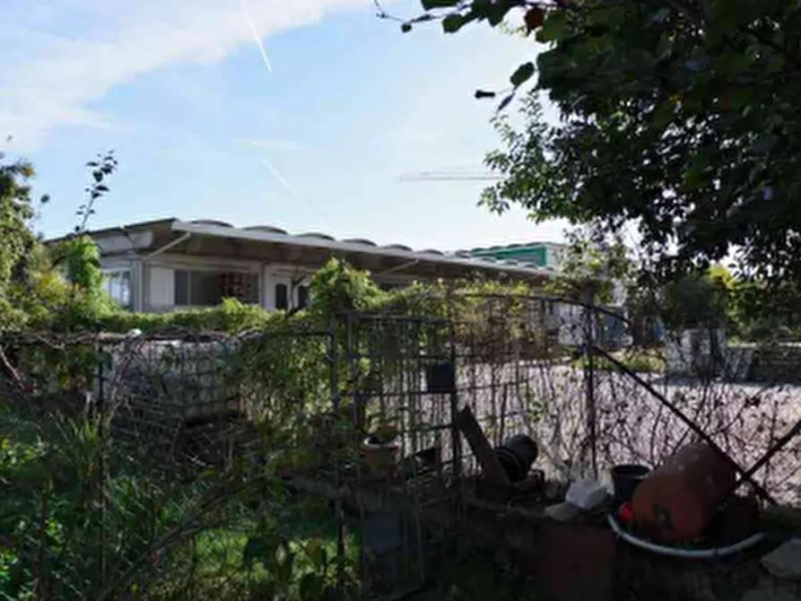 Immagine 13 di Villa in vendita  in Via G. Pascoli a Ponzano Veneto