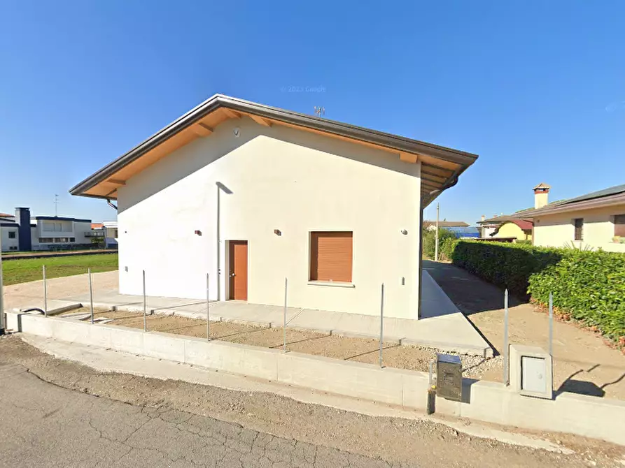 Immagine 1 di Casa indipendente in vendita  in Via Braida II a Eraclea