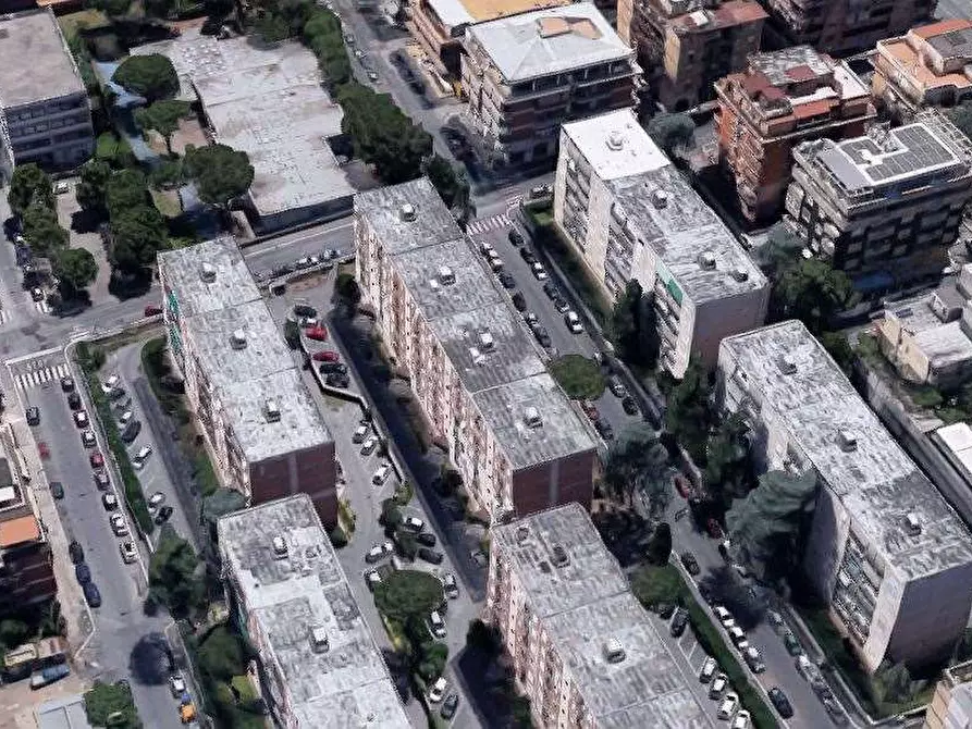 Immagine 11 di Appartamento in vendita  in Viale Dante Alighieri a Pomezia