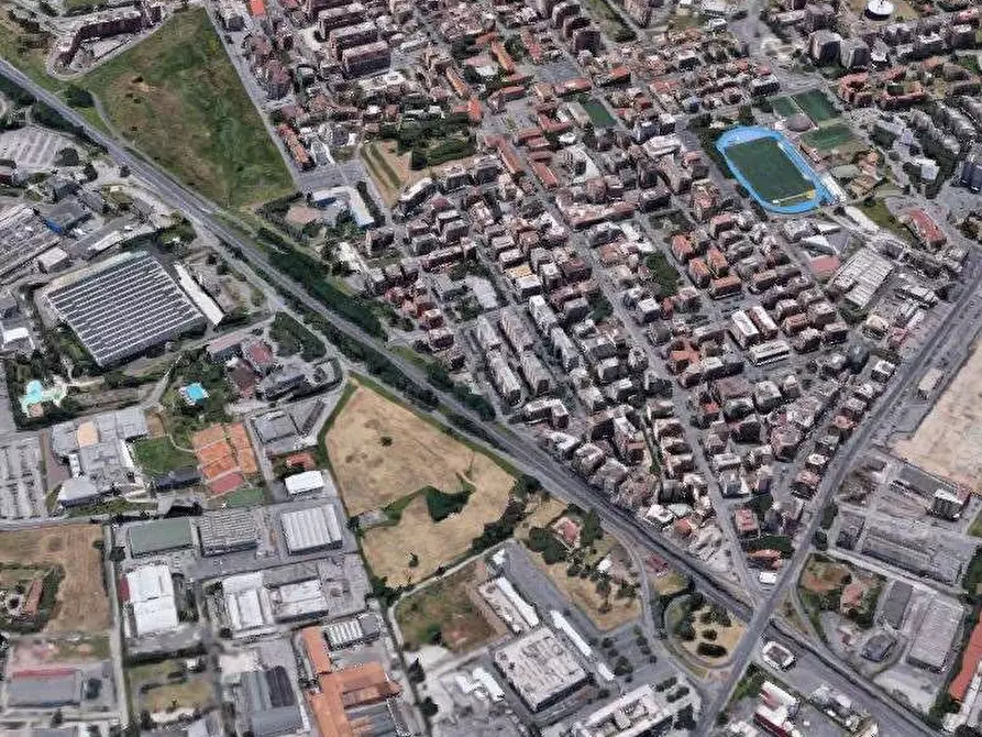 Immagine 13 di Appartamento in vendita  in Viale Dante Alighieri a Pomezia