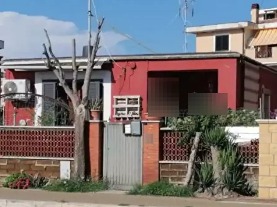 Immagine 1 di Villa in vendita  in Viale Tor S. Lorenzo a Ardea