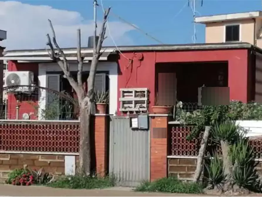 Immagine 2 di Villa in vendita  in Viale Tor S. Lorenzo a Ardea