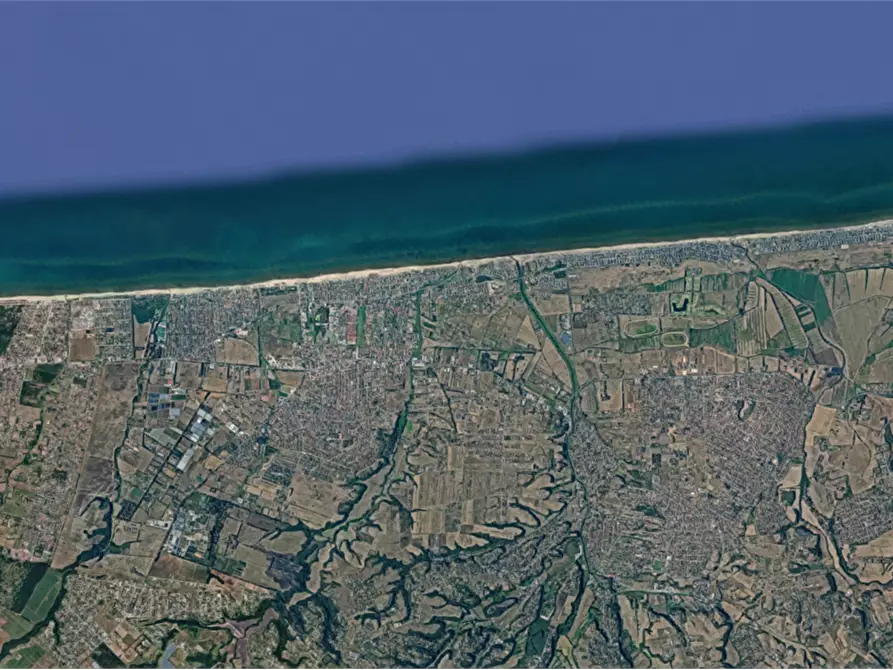 Immagine 18 di Villa in vendita  in Viale Tor S. Lorenzo a Ardea