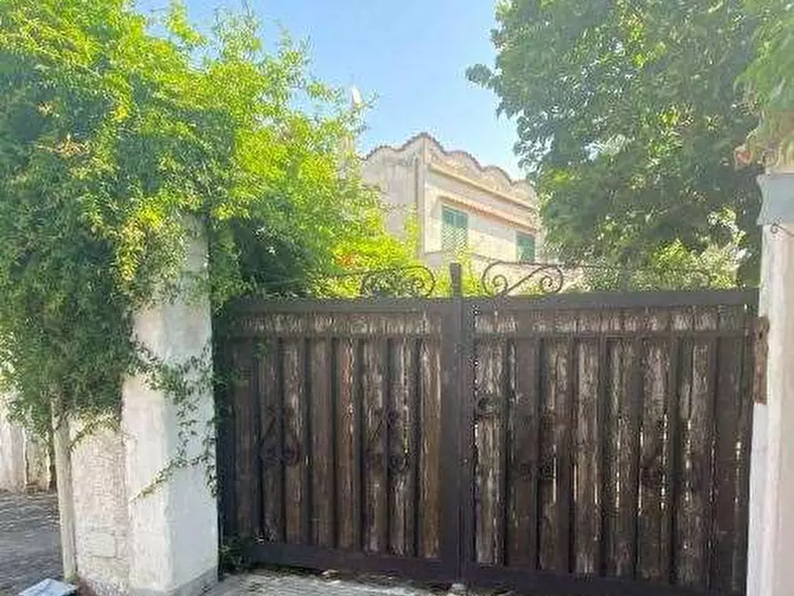 Immagine 5 di Villa in vendita  in Via Campo di Carne a Ardea