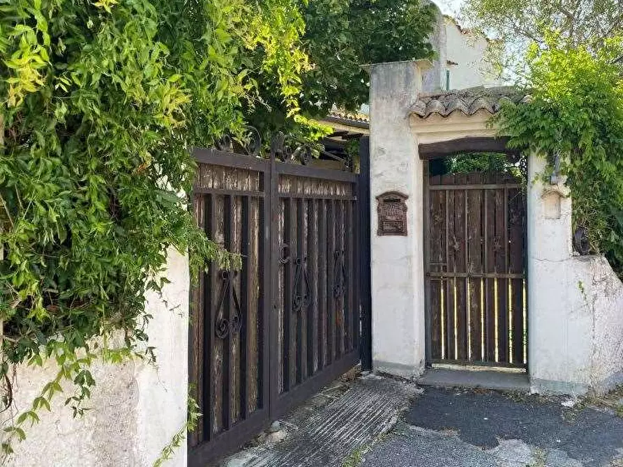 Immagine 6 di Villa in vendita  in Via Campo di Carne a Ardea