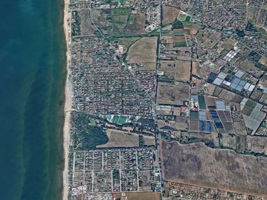 Immagine 6 di Negozio in vendita  in Via delle Pinete a Ardea