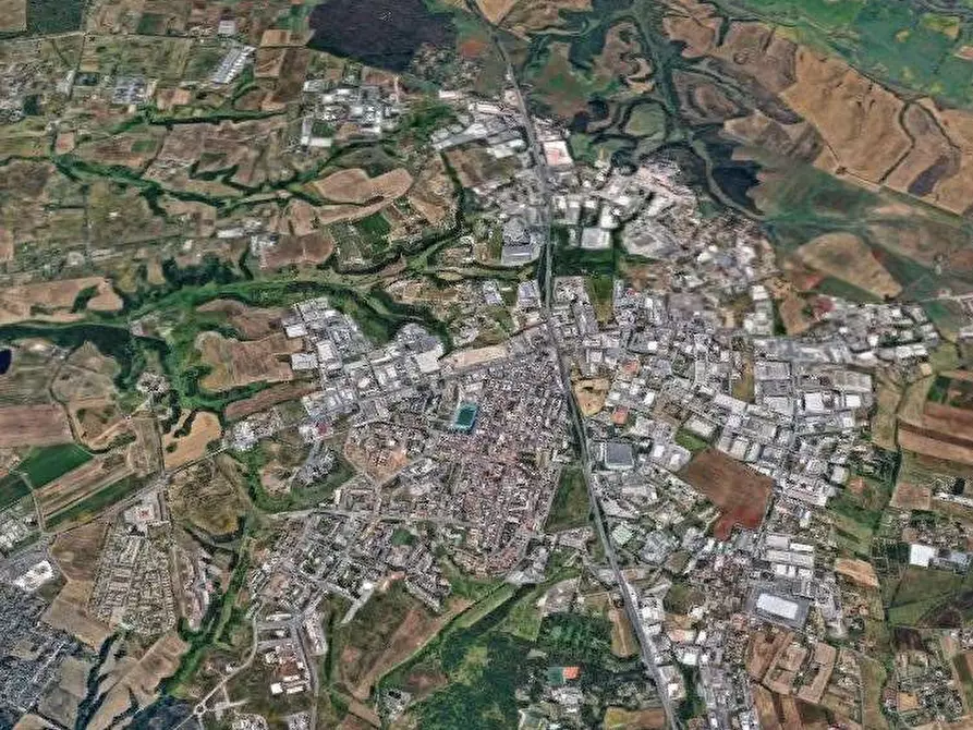 Immagine 11 di Negozio in vendita  in Viale Manzoni a Pomezia