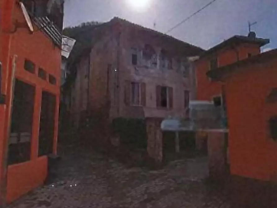 Immagine 1 di Appartamento in vendita  in Via Avogadro a Sarezzo