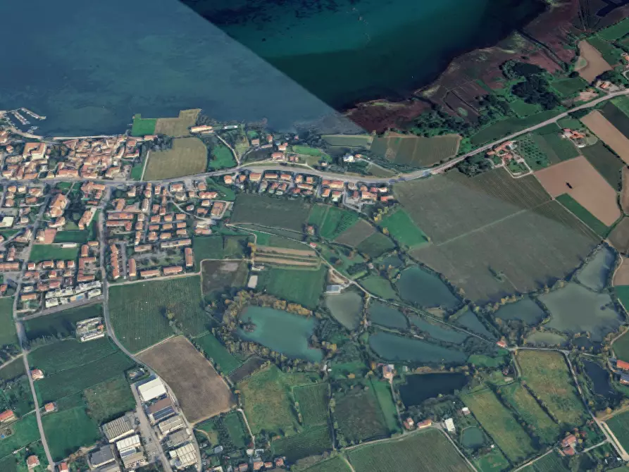 Immagine 5 di Posto auto in vendita  in Via Risorgimento a Iseo