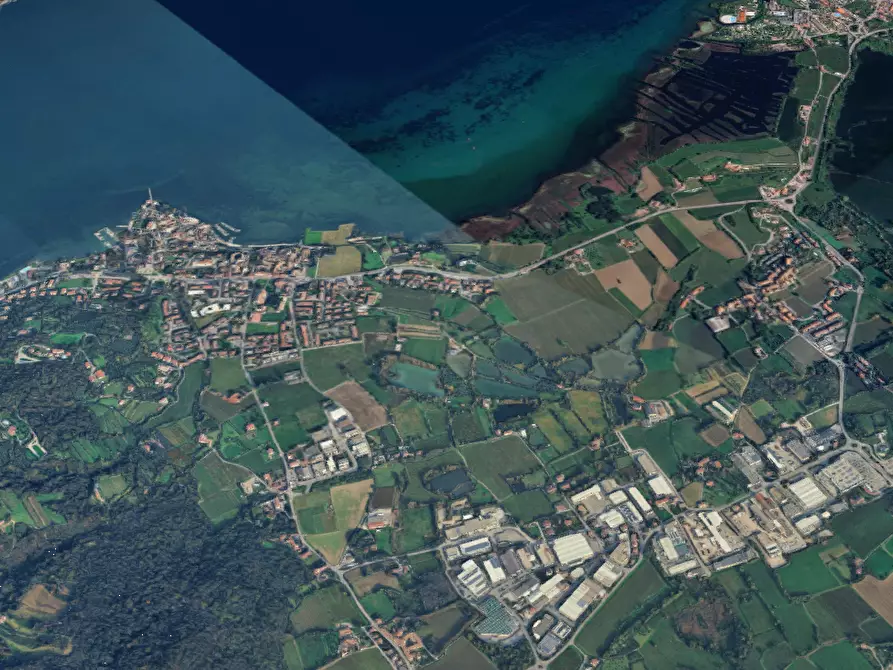 Immagine 7 di Posto auto in vendita  in Via Risorgimento a Iseo