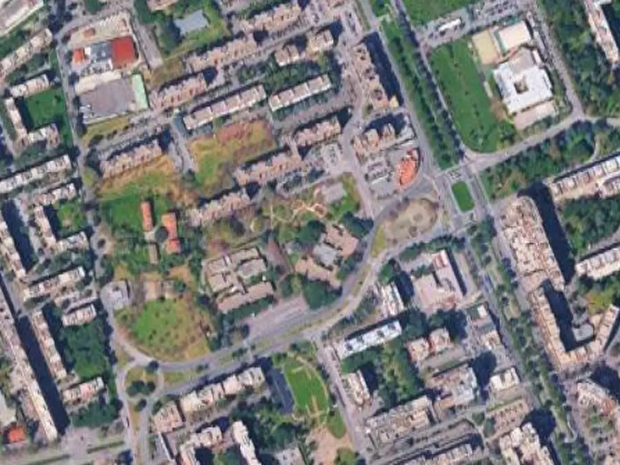 Immagine 10 di Garage in vendita  in Via Grotta di Gregna  a Roma