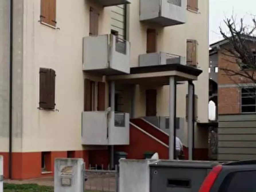 Immagine 4 di Appartamento in vendita  in Via Carlo Collodi a Bagnolo San Vito