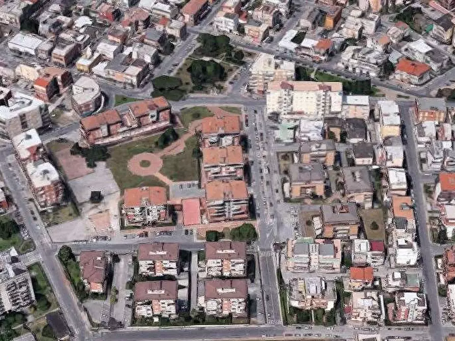 Immagine 15 di Appartamento in vendita  in Via G. Verga a Aprilia