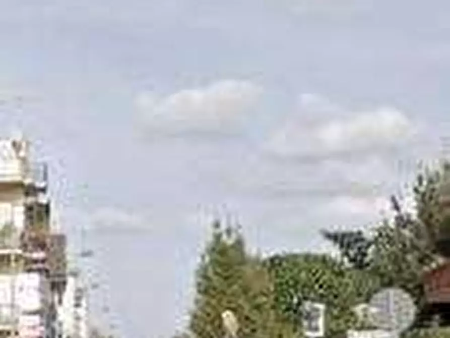 Immagine 5 di Magazzino in vendita  in Via Venezia a Ciampino