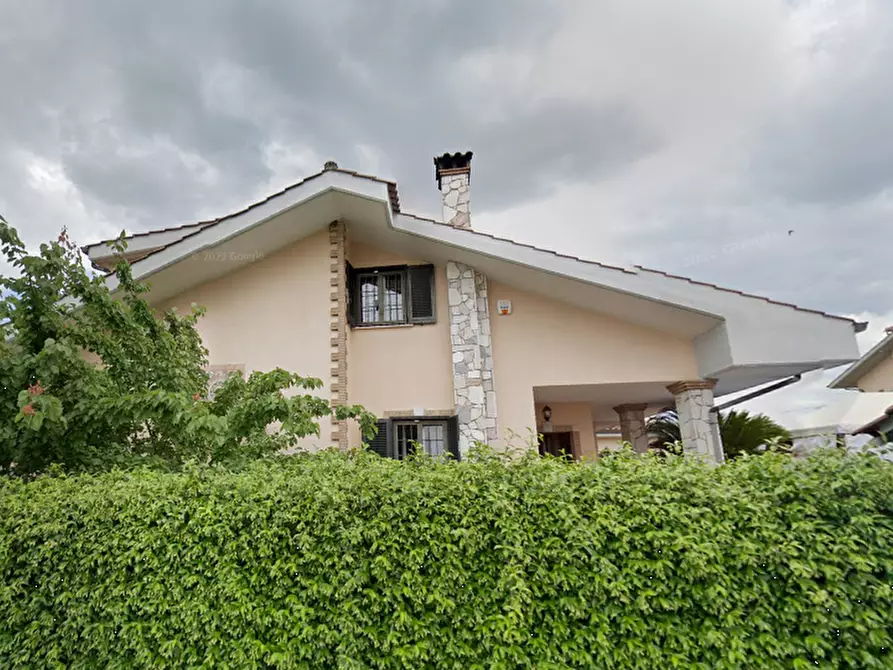 Immagine 8 di Villetta a schiera in vendita  in Via Ippocrate  a Guidonia Montecelio