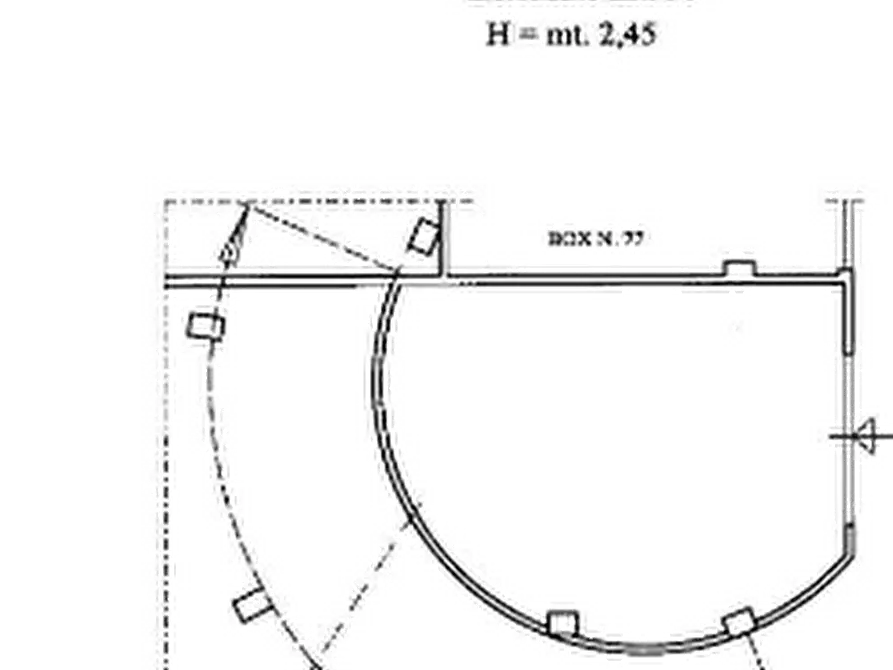 Immagine 7 di Garage in vendita  in Via di Grotta di Gregna a Roma