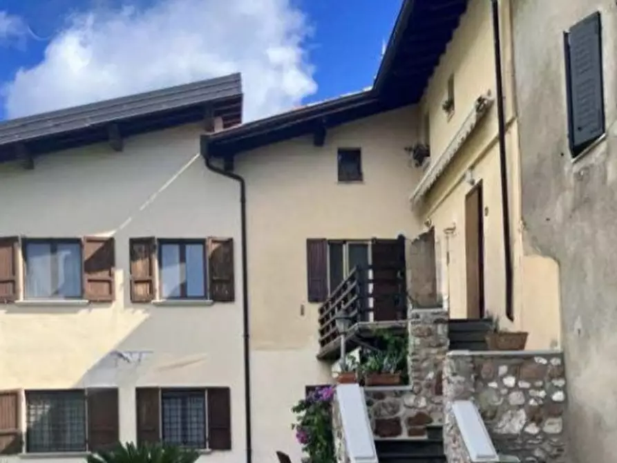 Immagine 1 di Appartamento in vendita  in Via Roina a Toscolano-Maderno