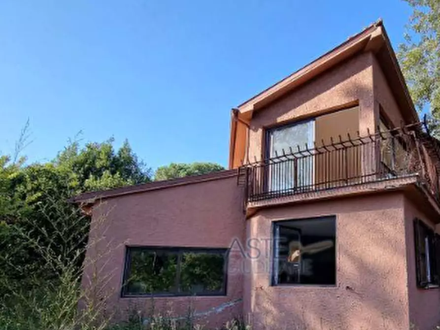 Immagine 8 di Villa in vendita  in Via di Quarto Peperino a Roma