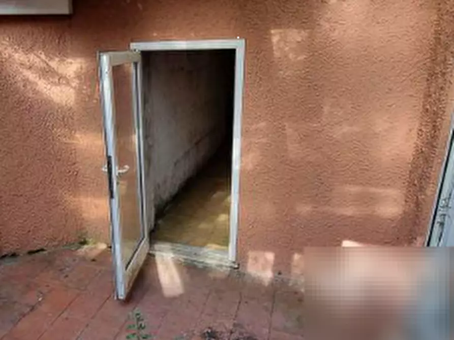 Immagine 13 di Villa in vendita  in Via di Quarto Peperino a Roma