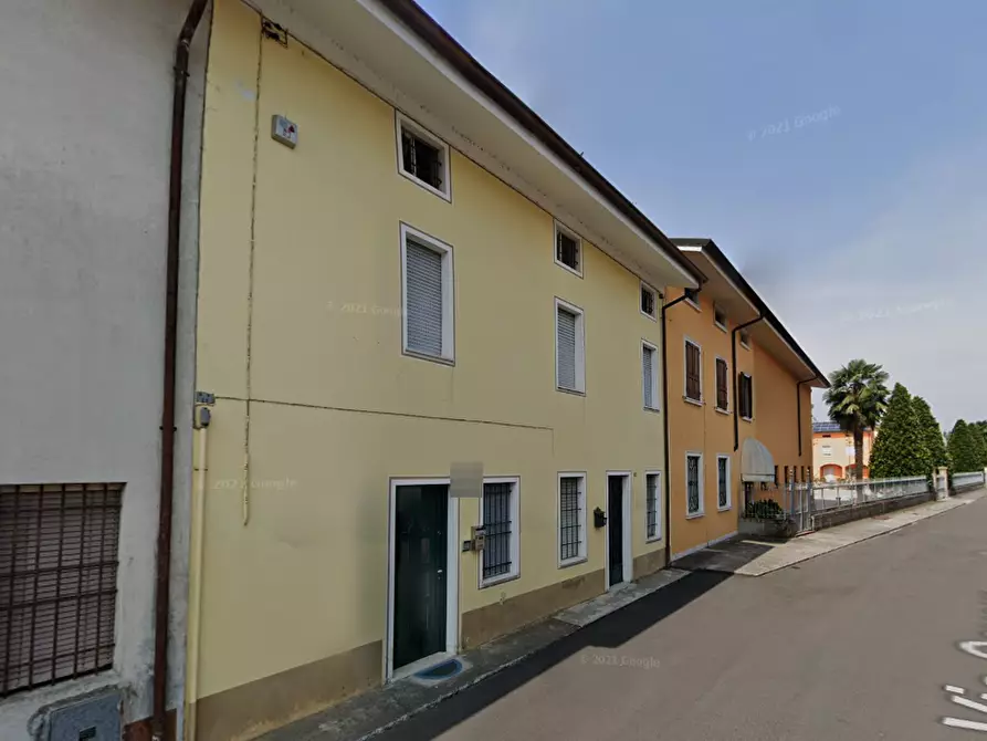 Immagine 13 di Appartamento in vendita  in Via Cavour a Isorella