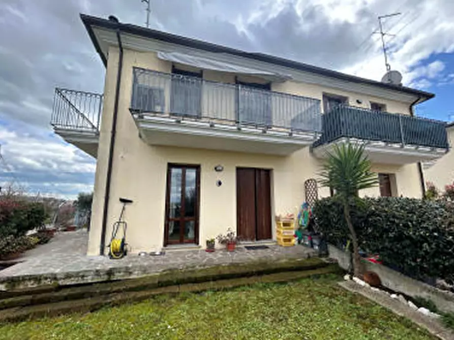 Immagine 1 di Appartamento in vendita  in Via Gaggera a Gradara