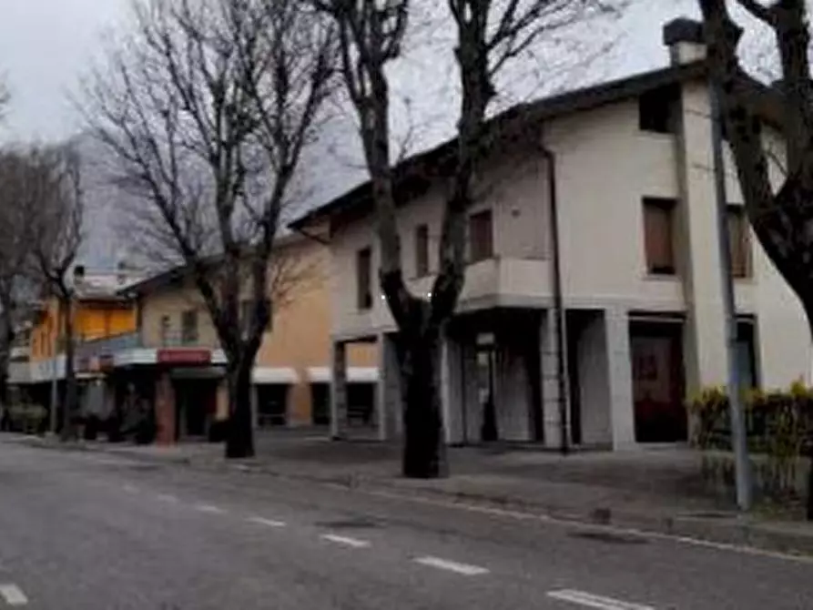 Immagine 3 di Ufficio in vendita  in Via Dante Alighieri  a Gemona Del Friuli
