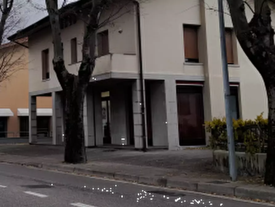 Immagine 5 di Ufficio in vendita  in Via Dante Alighieri  a Gemona Del Friuli