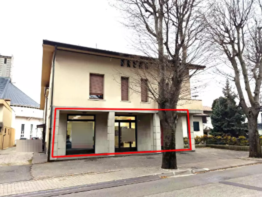Immagine 22 di Ufficio in vendita  in Via Dante Alighieri  a Gemona Del Friuli
