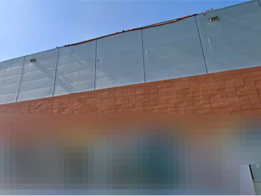 Immagine 6 di Negozio in vendita  in Via Kennedy a Verolanuova