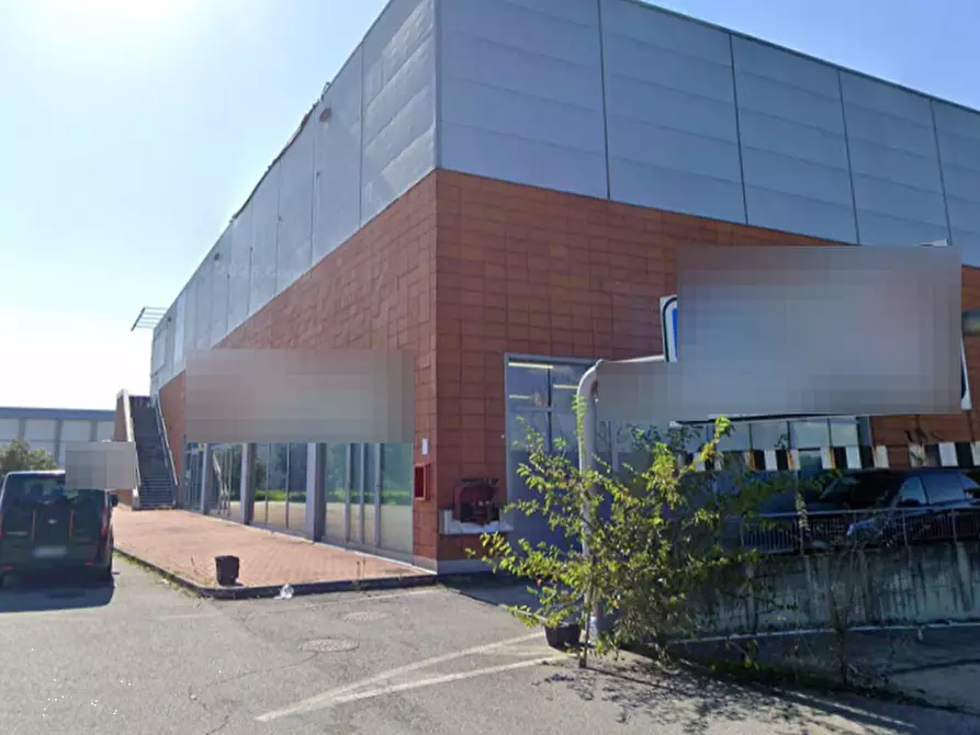 Immagine 7 di Negozio in vendita  in Via Kennedy a Verolanuova